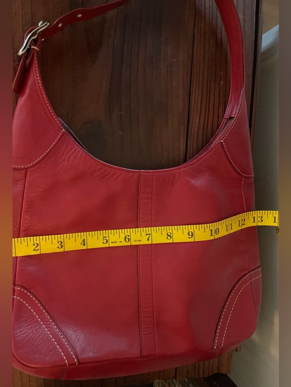 Vintage Red Coach Hampton with Tassel - Picture 8 of 9